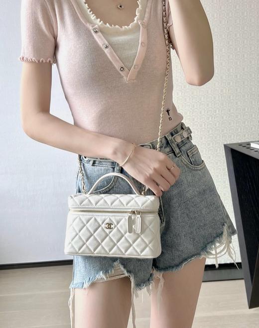 香奈儿 25P春夏  小C扣LP盒子  盒子黑白两色（MM） 商品图1