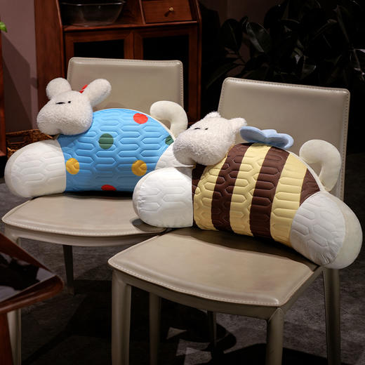 自然醒立体趴趴小狗乳胶腰靠办公室久坐神器护腰靠背垫椅子靠枕沙发孕妇抱枕QYL 商品图12