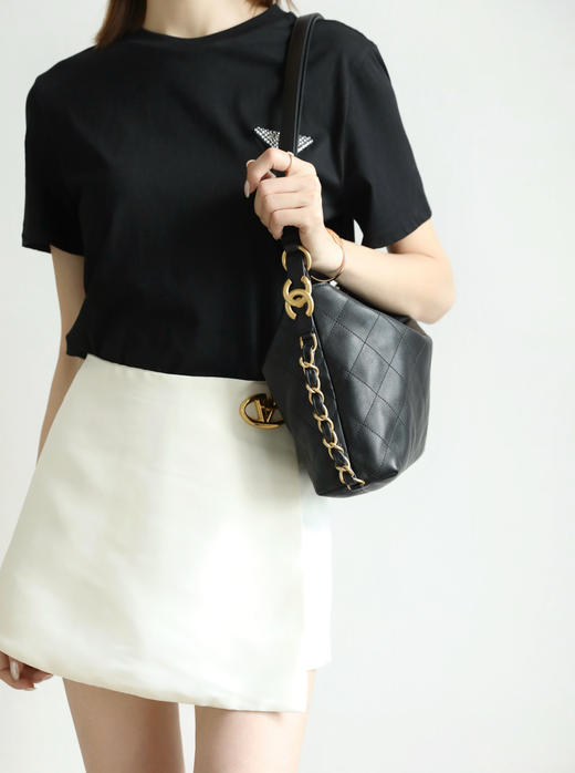 香奈儿25s春夏多功能 Hobo 背包（MM） 商品图9