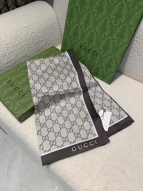 古驰 新款方巾 正适合春季搭配衣服桑蚕丝材质光滑亲肤（EJ*MM）