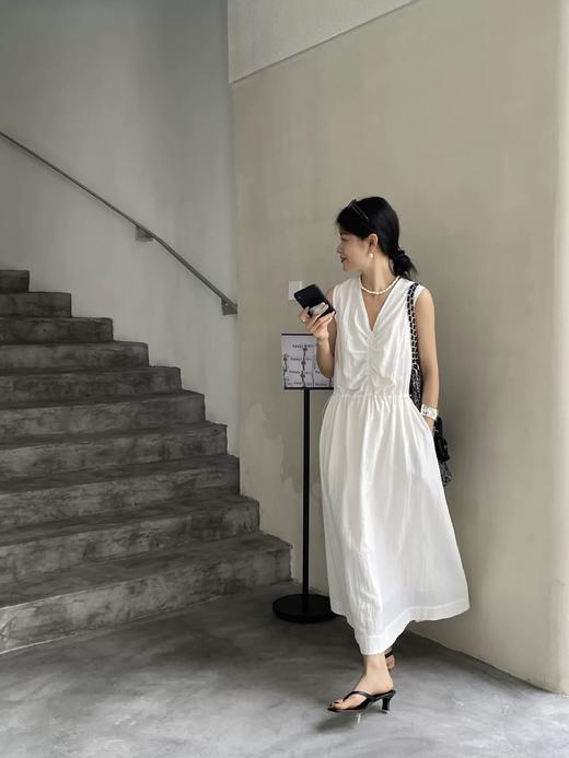 【GZ】无忧购露背v领无袖连衣裙女春夏抽绳收腰裙子大裙摆长裙背心裙2027（截单后3-5天发货） 商品图7