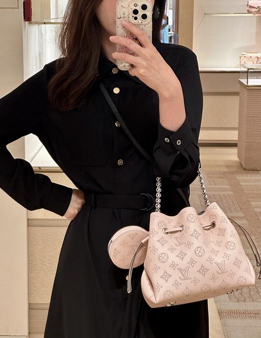 驴家 Bella 月光女神 粉色抽绳镂花 水桶包(JPH) 商品图2