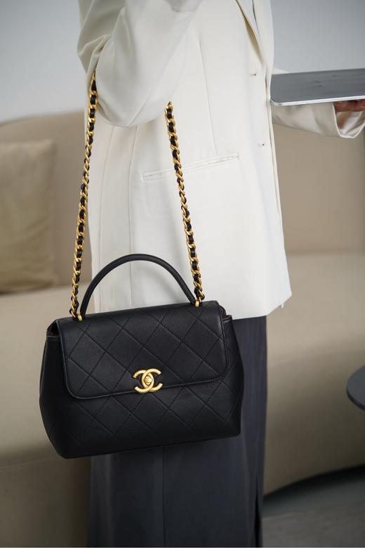 香奈儿25s手提口盖包 黑金大号（MM） 商品图3