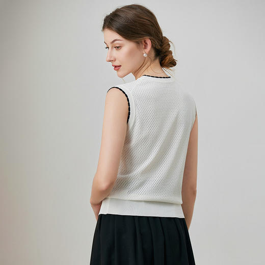 「自」全新升级【铂金会员128/天猫169/差价41】(91757)洛诗琳薄款针织无袖背心2025夏季刺绣镂空宽松通勤上衣女 商品图3