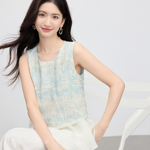 【07/23新品】熙世界设计感假两件无袖背心女夏季法式度假刺绣圆领衬衫坎肩上衣 商品图3