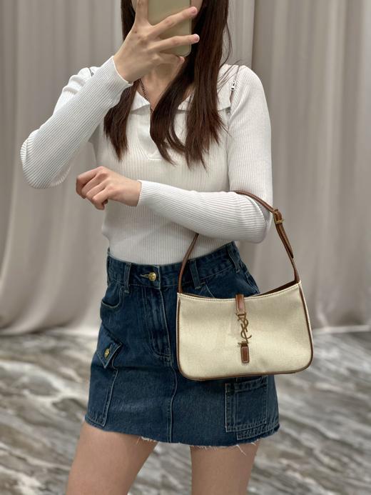 圣罗兰  腋下包Le5A7 Bag，今年的宝藏包包之一！（LZ） 商品图8