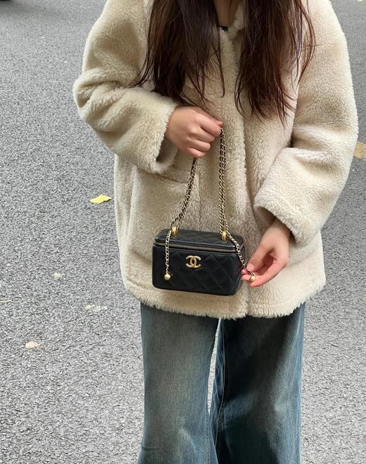 香奈儿 24C  小金球双珠链条化妆包（LZ） 商品图2