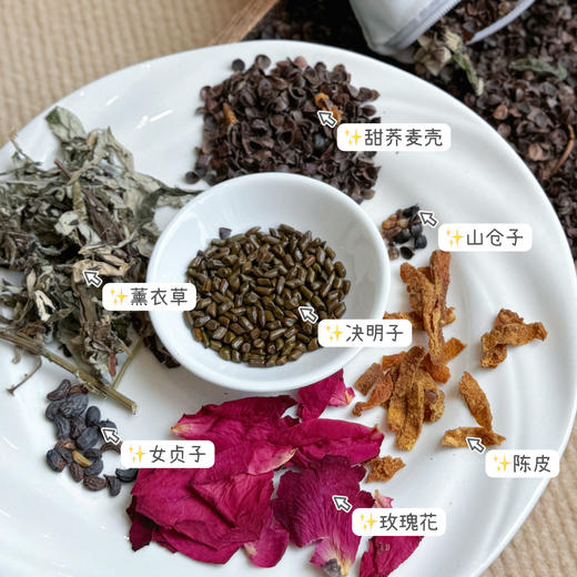 线下高端理疗馆同款！【Calvert Kris睡眠理疗枕】精选丝滑绸缎面料  人体工学三角枕+小方枕的设计  贴合人体颈椎曲线 商品图4