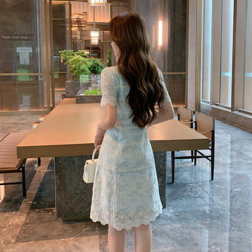 奢姿大码女装胖妹妹2026夏季新款方领气质法式蕾丝洋气减龄连衣裙9952853519【1】 商品图3