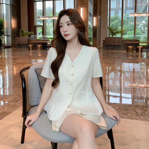 奢姿大码女装2025夏季减龄韩式V领两件套胖妹妹拼接时尚阔腿套装9952953545【1】 商品图0