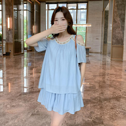 奢姿大码女装2026夏季减龄露肩休闲两件套胖妹妹织带时尚松紧套装9952990589 商品图1