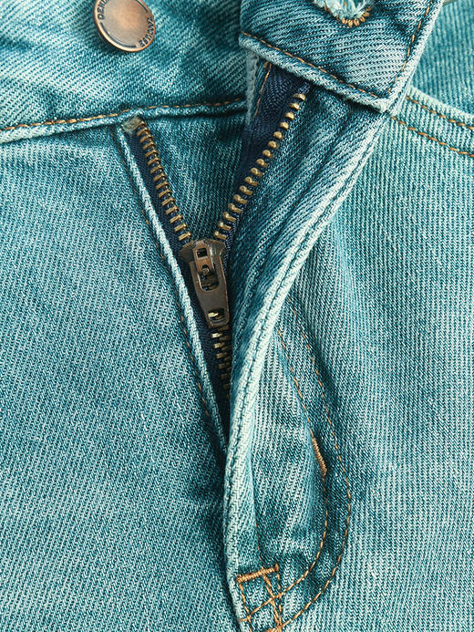 复古松弛感～浅蓝高腰喇叭牛仔裤 宽松阔腿 2025 新款女裤 商品图3