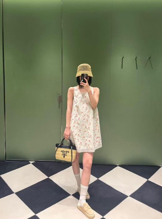 普拉达 新款草编迷你托特包（MM） 商品图1