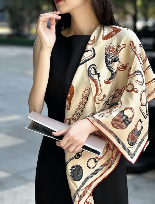 爱马仕的经典围巾（EJ*MM） 商品图4