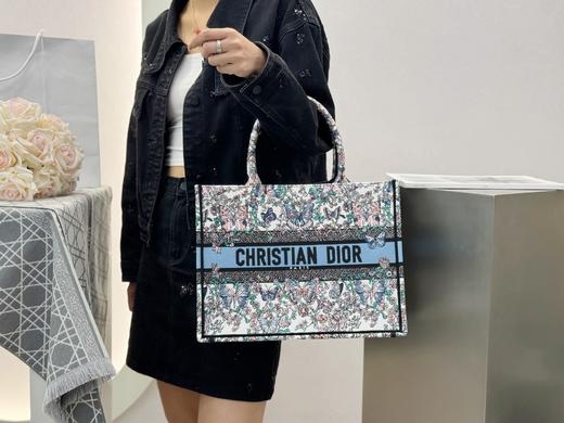 迪奥 印花刺绣 棉 托特包Tote包购物袋白蓝蝴蝶手提包 中号 （LZ） 商品图2