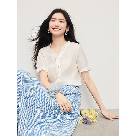 【专属特价】熙世界2025夏装新款雅致纯棉木耳边肌理衬衫女显瘦百搭衬衣上衣女 商品图5