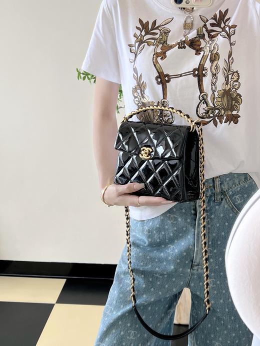 香奈儿 24ss春夏 复古链条手提包 黑/白（LZ） 商品图12
