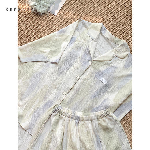 可人儿小众设计师新款女士睡衣夏季短袖可外出家居服三件套 商品图3