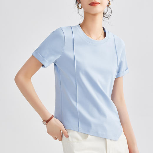 「自j」全新升级【铂金会员128/天猫169/差价41】(72011)洛诗琳丝光棉正肩T恤2025夏季新款不规则设计感纯色圆领上衣 商品图2