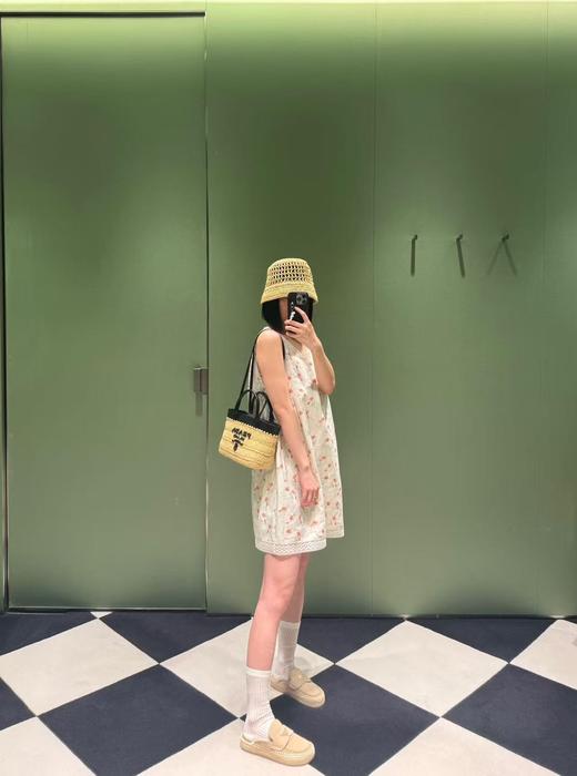 普拉达 新款草编迷你托特包（MM） 商品图3