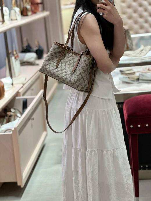 古驰 Emblem 系列 托特单肩包 中号/大号（LZ） 商品图7