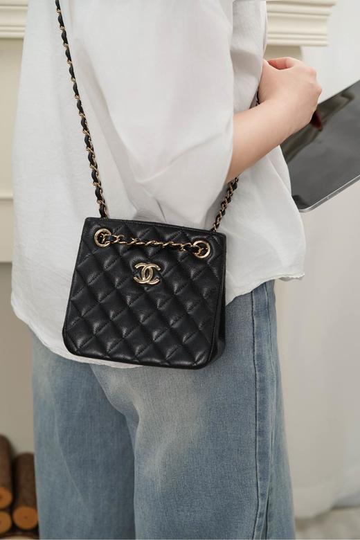 香奈儿 25Cminitote 金色金属品牌微标Logo 亮面粒纹小牛皮（LZ） 商品图3