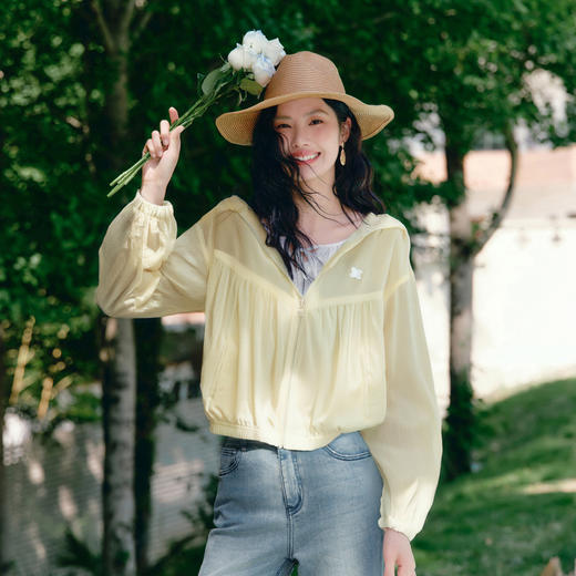 【商场同款】伊芙丽短轻薄透气舒适外套1E4511267 商品图0