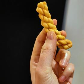 老米优品 / 休闲小零食推荐~~《怀府街铁棍山药麻花》独立包装休闲零食， 口口香脆酥香不腻640g（喜悦分享）