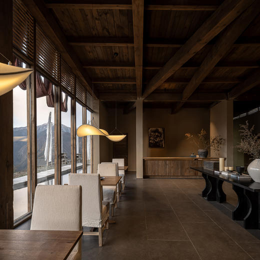 4天3晚【咏归川·九寨度假酒店】暑期可用！夏日套餐/私家小团行程可选！含专车接送机、下午茶、每日咖啡、藏式欢迎仪式，打卡九寨沟景区&体验藏地人文，感受九寨隐世秘境之内的地方藏寨美学~ 商品图11