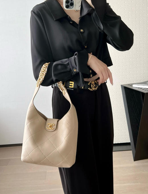 香奈儿 25P春夏 嬉皮包小号浅杏色（MM） 商品图4