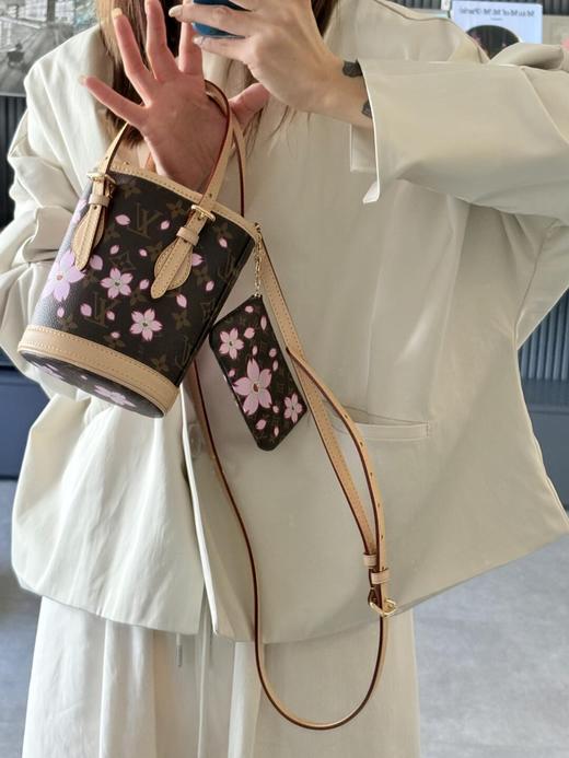 驴家 村上隆 联名款 CHERRY BLOSSOM樱花系列Nano Bucket 水桶包单肩手提包 （LZ*MM） 商品图3
