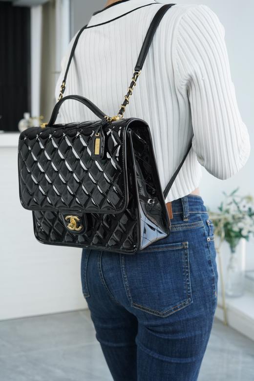 香奈儿-独家原厂大爆款 22K漆皮双肩包！“三只羊”小牛漆！做旧砂金扣！（LZ） 商品图6