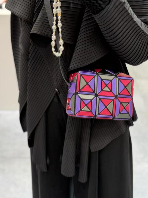 三宅 新款丘比特小方包 单肩包（EJ*MM） 商品图2