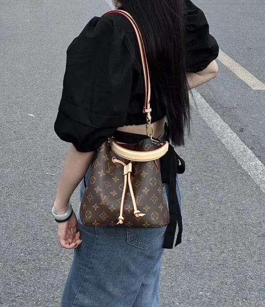 驴家 neonoe 新款小水桶包2023早春系列【独家品质】（LZ*MM） 商品图5