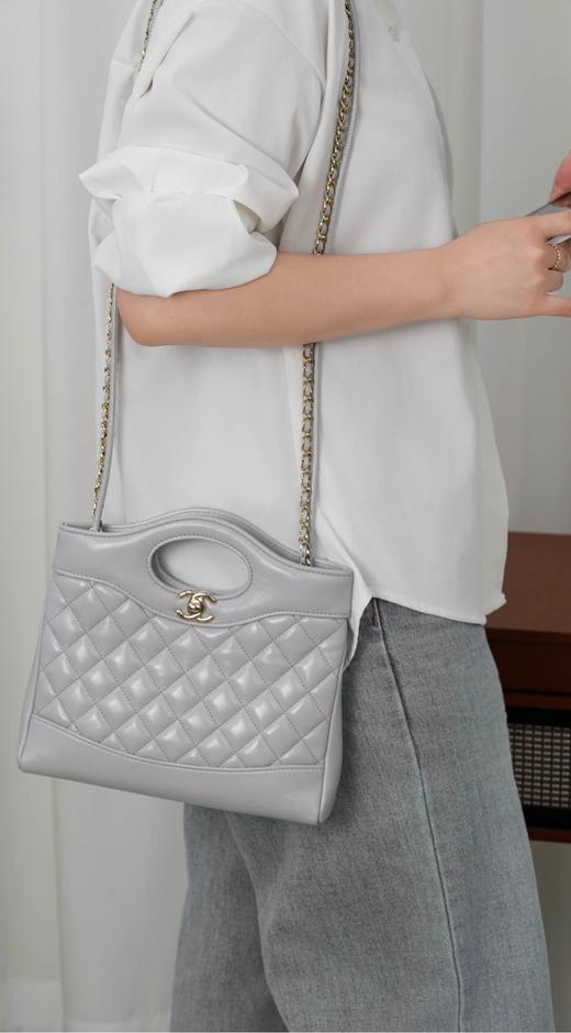 香奈儿 31bag mini 浅灰 淡金扣菱格纹 小羊皮 链条单肩手提斜挎包 （*HH） 商品图8