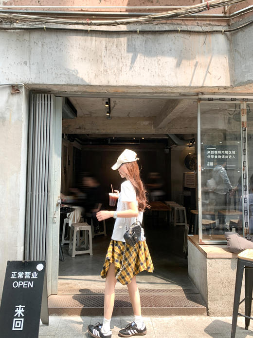 【110元任选2件】最后一波现货！刺绣彩色字母短袖T 商品图8