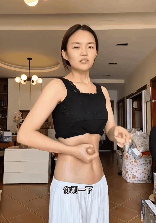 🔥美妆达人都在抢 😱【花梨木升級29齿黄铜经络刷】导热渗透双效🈴一‼️ 商品图3