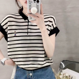 💥夏日新潮流| 【MOMOTIABIN翻领撞色条纹刺绣T恤YMC105】美翻天💖重磅来袭‼条纹说是百读不厌的经典单品了