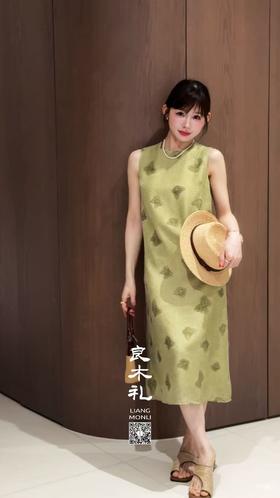 蝴蝶印花——天丝连衣裙