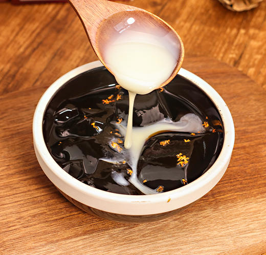 【中华草龟熬制】顺龙堂龟苓膏 草本萃取  赠送炼乳和糖料包 150g/瓶 商品图4