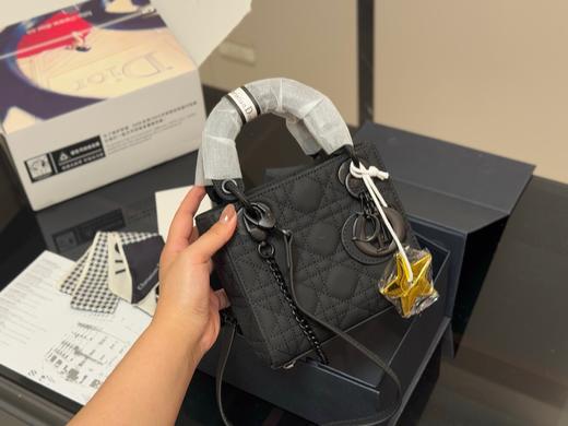 D072248时尚气质单品戴妃磨砂款手提包女包 商品图13