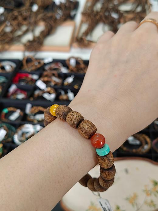 【沉香溯源】棋楠鼓珠蜜蜡南红手串 BCCSDIY328 （特殊商品请在收货之后48小时内申请退换货，过期不予处理！！！） 商品图1