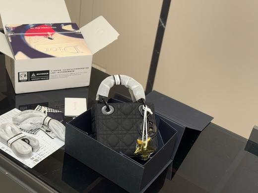 D072248时尚气质单品戴妃磨砂款手提包女包 商品图12