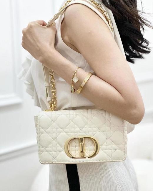 迪奥 Caro 藤格纹绗缝金属链条拼皮 柔软小牛皮 斜挎单肩包 女款 白色（LZ） 商品图3