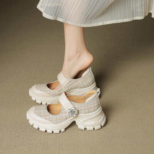 【预售5天】圆头松糕厚底玛丽珍鞋女夏秋真皮米白色浅口休闲单鞋XPJ&Q9155 商品图1