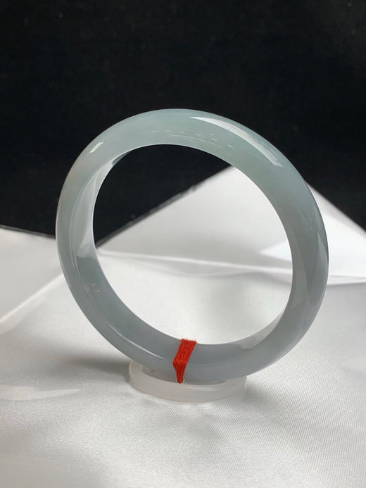 620585，57圈口，糯化蓝底正圈平安镯，底子胶润，窄条形 商品图2