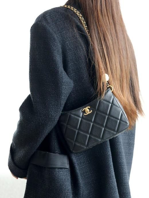 BT292 香奈儿24S珍珠调节扣hobo包 黑色（BT*MM）7.22直播款 商品图4