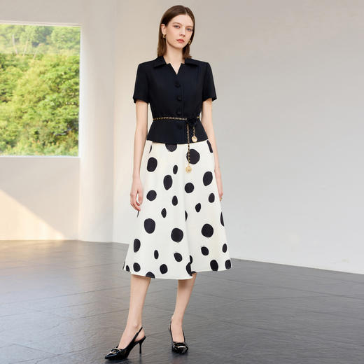 IWY/知性气质_黑色利落剪裁短袖西装女神范波点半身裙两件套CS2295 商品图0