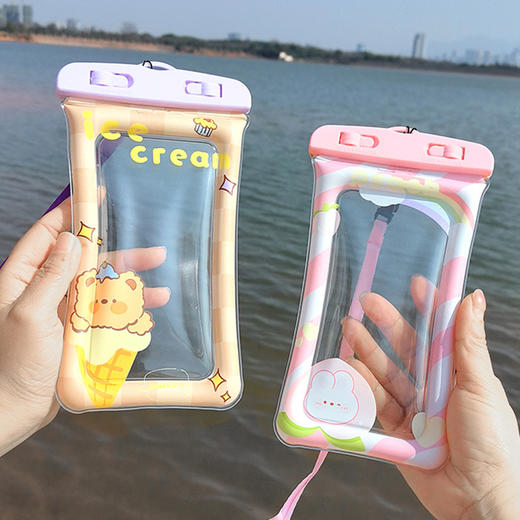 【超值19.9任选3个！包邮到家！】2025简约可爱卡通手机防水袋 气囊可触屏保护套 漂流游泳手机袋-QA 商品图3