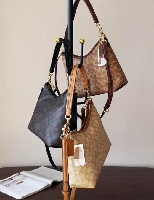 57-9 客气 免带 超级实用 laurel 中号 流浪包 腋下单肩斜挎包 商品图1